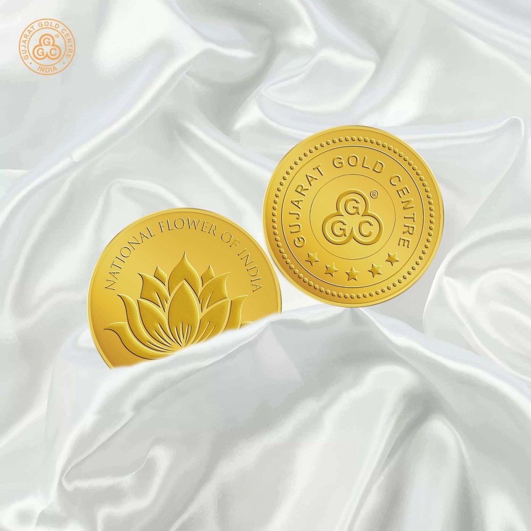 5gm 24K gold coin with embossed lotus flower and ‘National Flower  of India’ text, polished finish, GGC logo and hallmark on back.